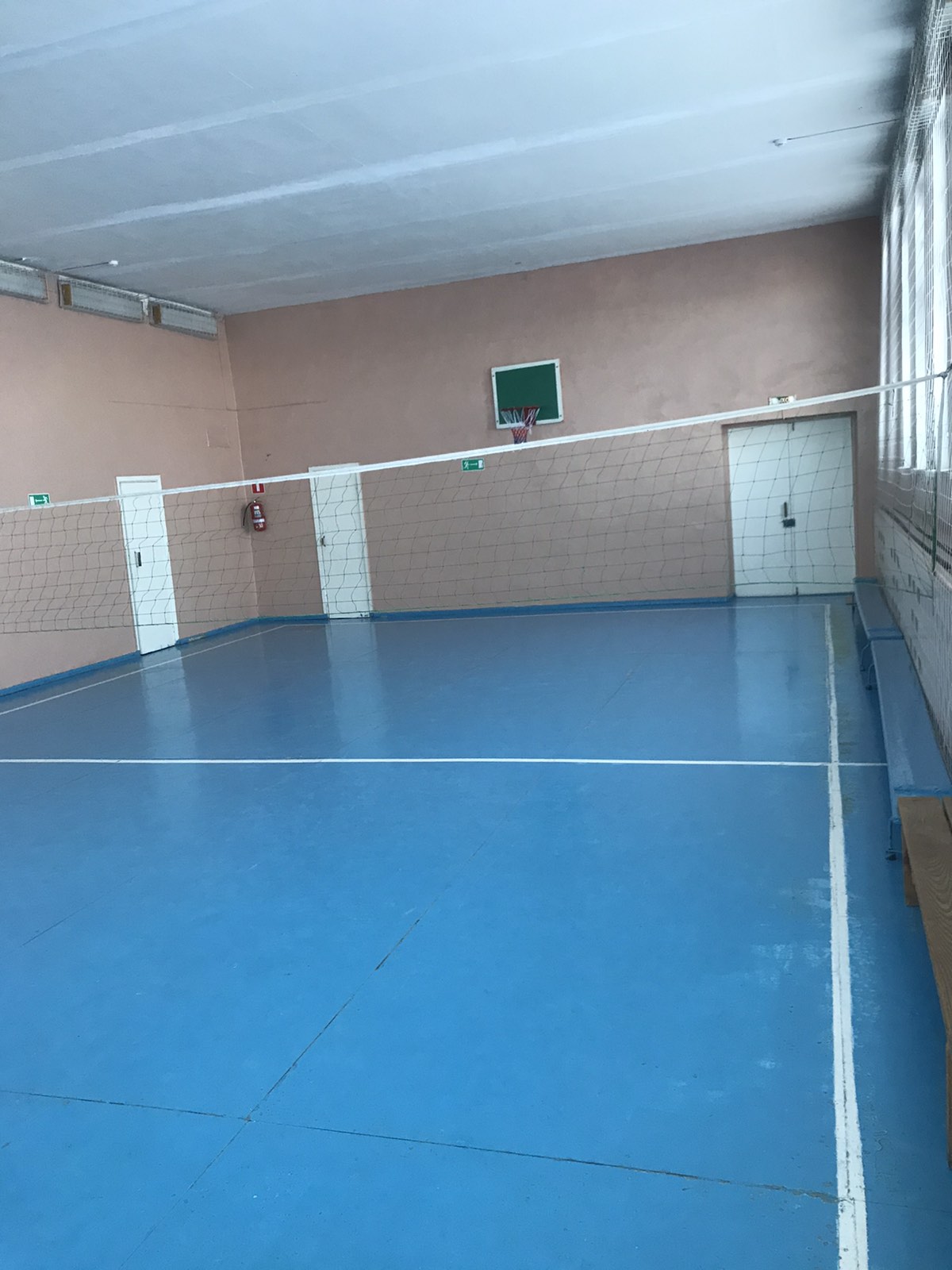 Спортивный зал начальной школы