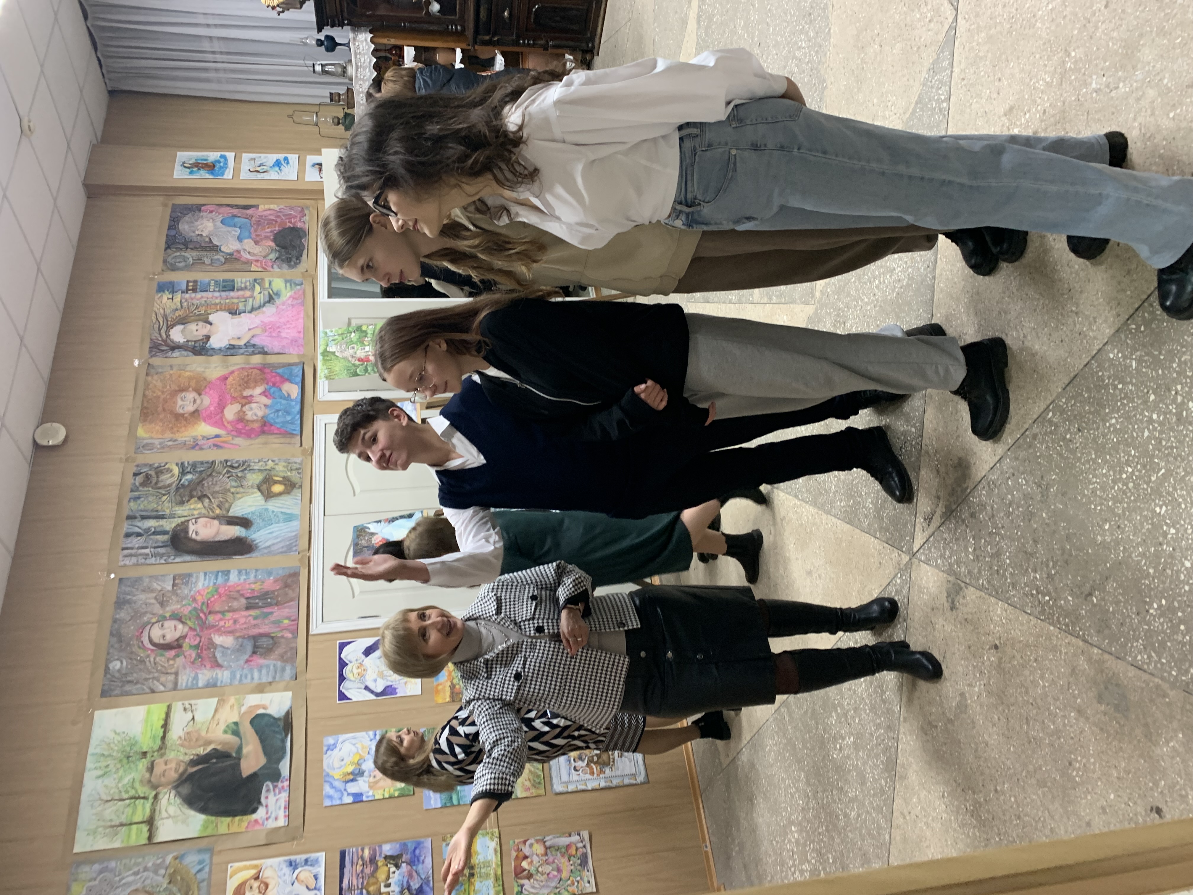 Посещение выставки как форма образовательного процесса Посещение выставки как форма образовательного процесса.