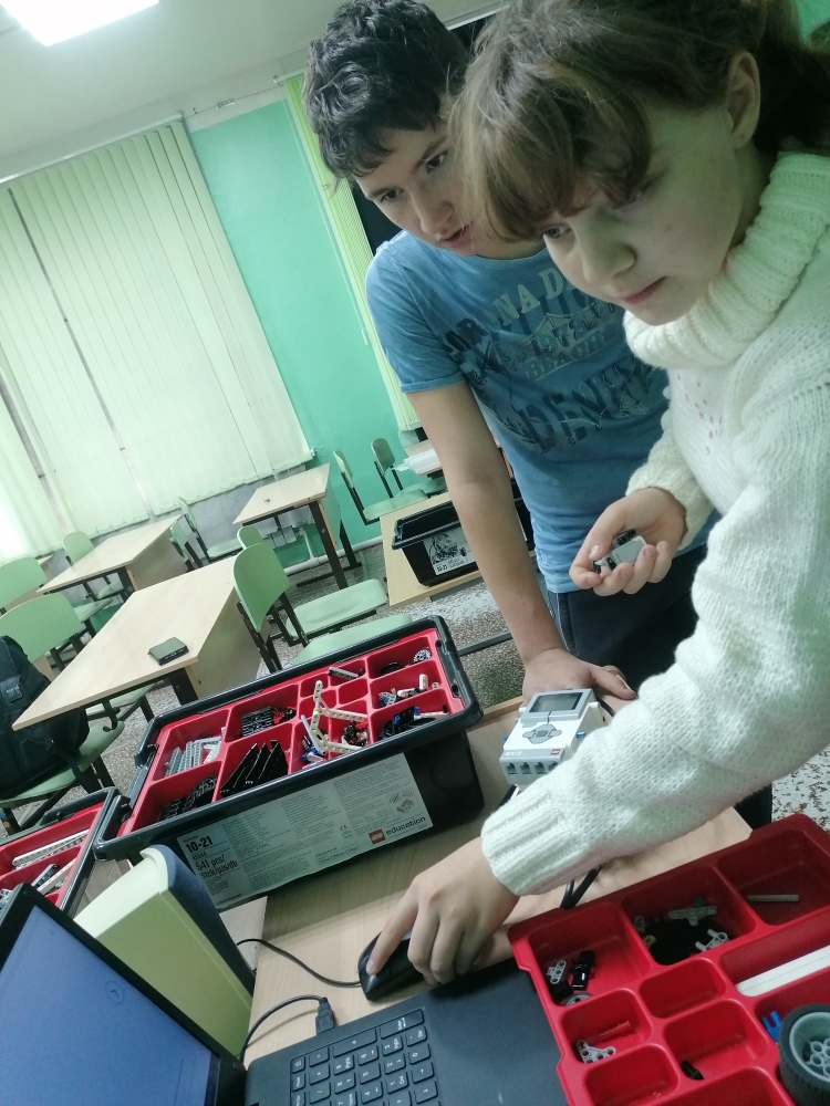 Робототехника Робототехника.