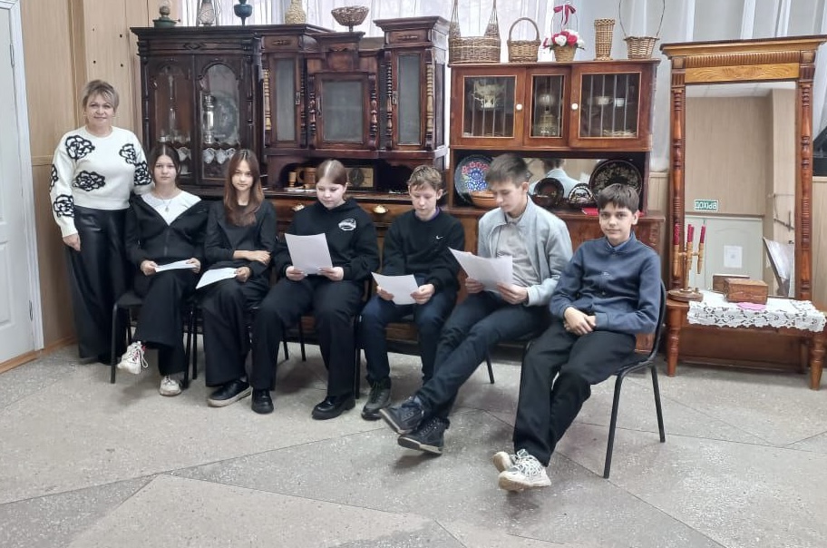 Федеральный проект «Обучение служением. Первые» Федеральный проект «Обучение служением. Первые».